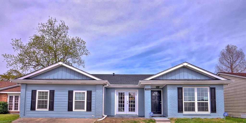 Photo 1 of 10 — 3716 BURNTWOOD Drive, Harvey, LA 70058