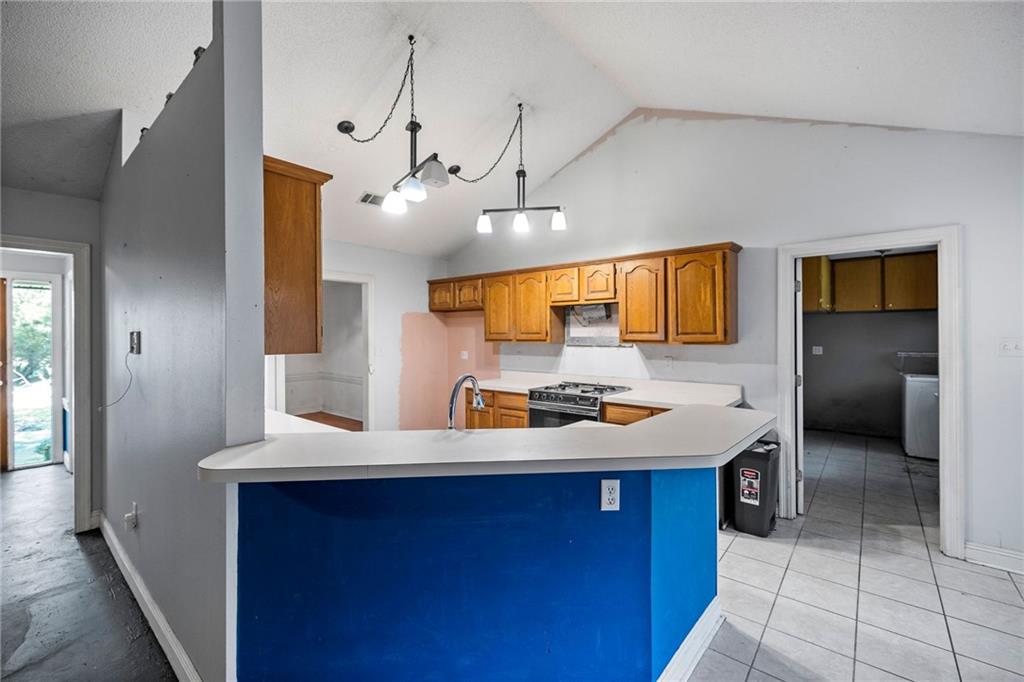 Covington, Louisiana 70433, United States, 3 Bedrooms Bedrooms, ,2 BathroomsBathrooms,Residential,Pending,46103