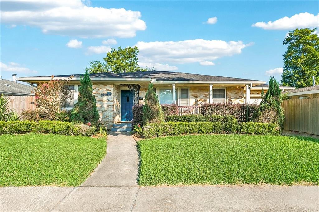 160 W HENFER Avenue