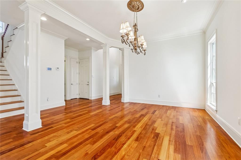 604 METAIRIE LAWN Drive