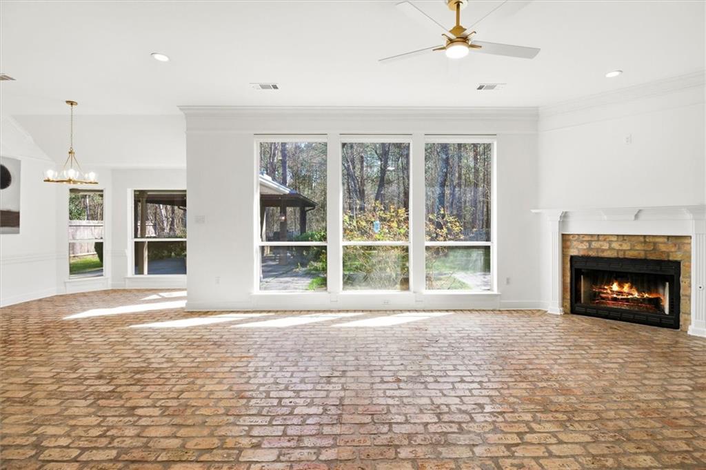 243 WESTWOOD Drive