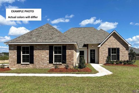 Photo of 603 Elk Ridge, Covington, LA 70435 (MLS # NO2026009235)