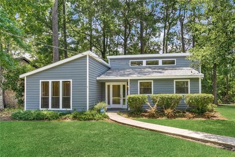 Photo of 519 W 7TH Avenue, Covington, LA 70433 (MLS # 2567235)