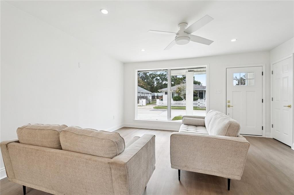 537 JEFFERSON Street