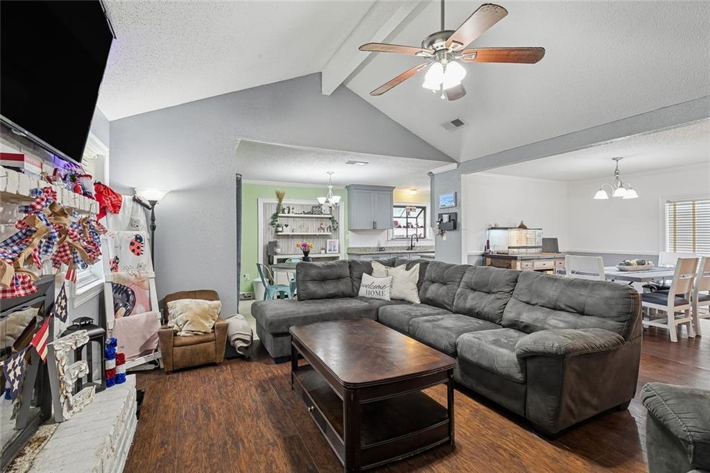 211 WILLIAM Drive