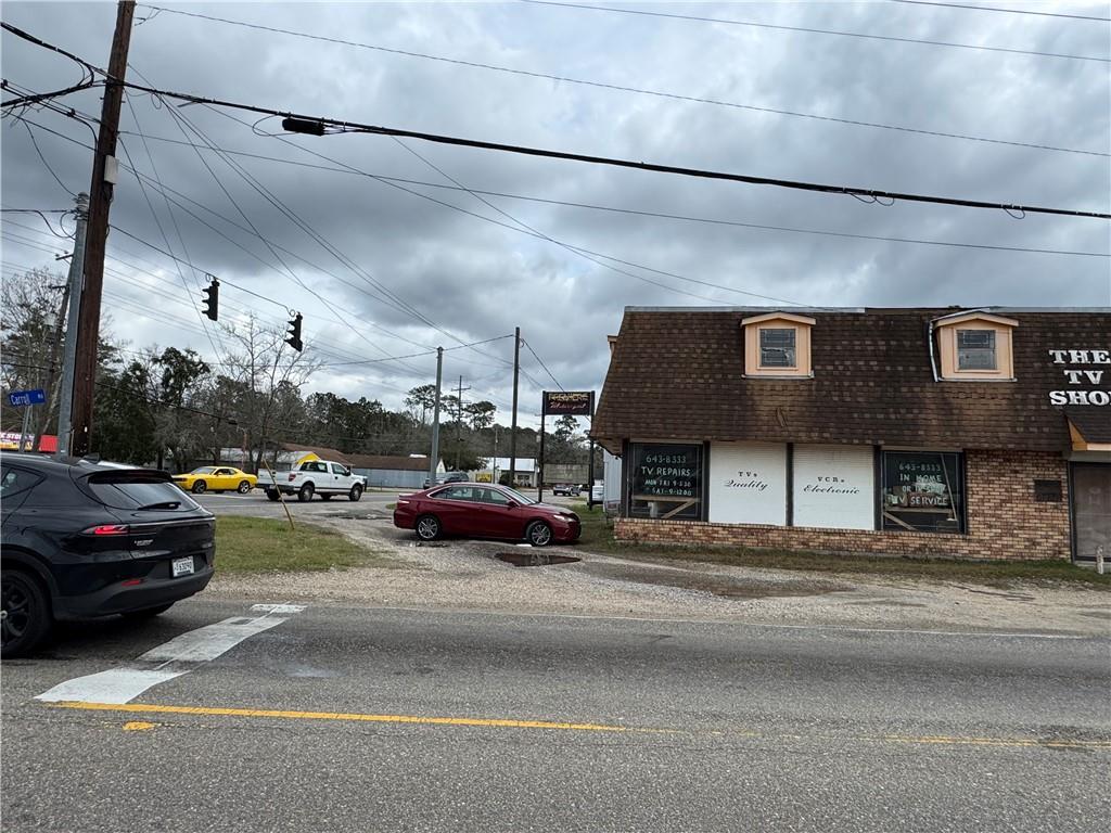 1615 W GAUSE Boulevard