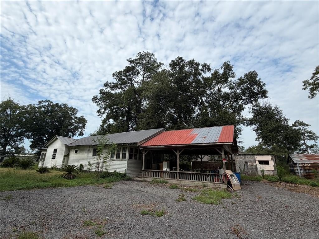 15069 SHELLY Road