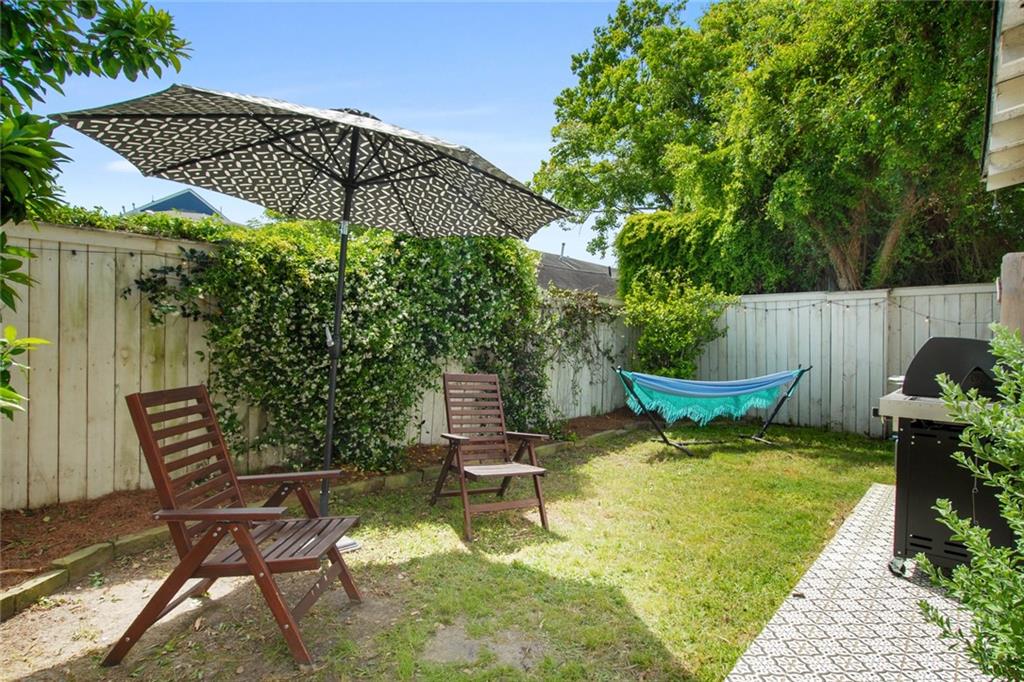 New Orleans, Louisiana 70119, United States, 2 Bedrooms Bedrooms, ,1 BathroomBathrooms,Residential,Active,113994