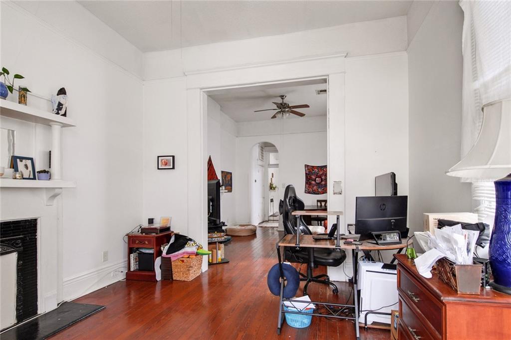 New Orleans, Louisiana 70119, United States, 2 Bedrooms Bedrooms, ,1 BathroomBathrooms,Residential,Active,113994