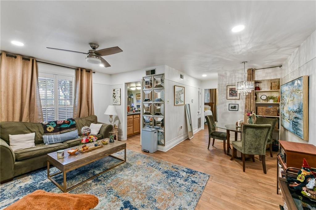 732 CHEROKEE Street 103