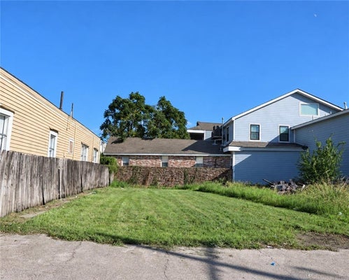 916 N TONTI ST, NEW ORLEANS, LA 70119 - Image ab8a796596d06a95f4eab4a4a1ec2c87/1344005215