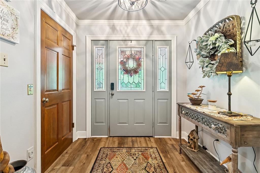 10 CYPRESS Road