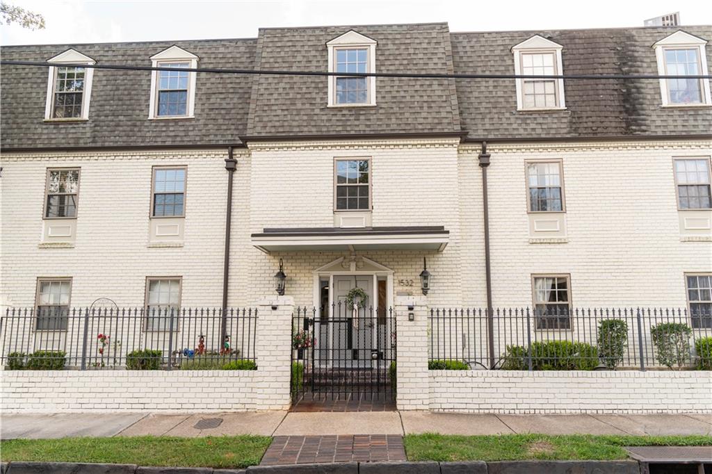 1532 ST ANDREW Street 202