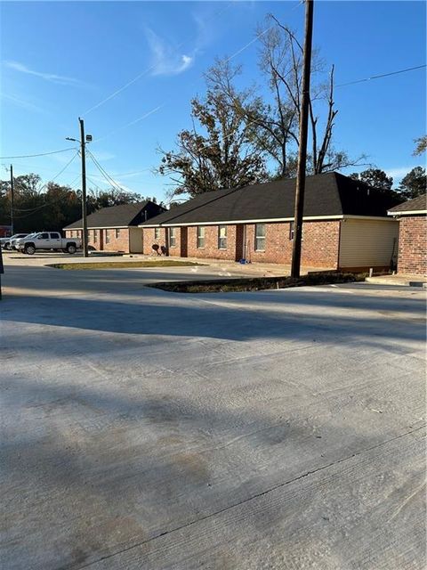 14007 PERKS Way Hammond LA 70401