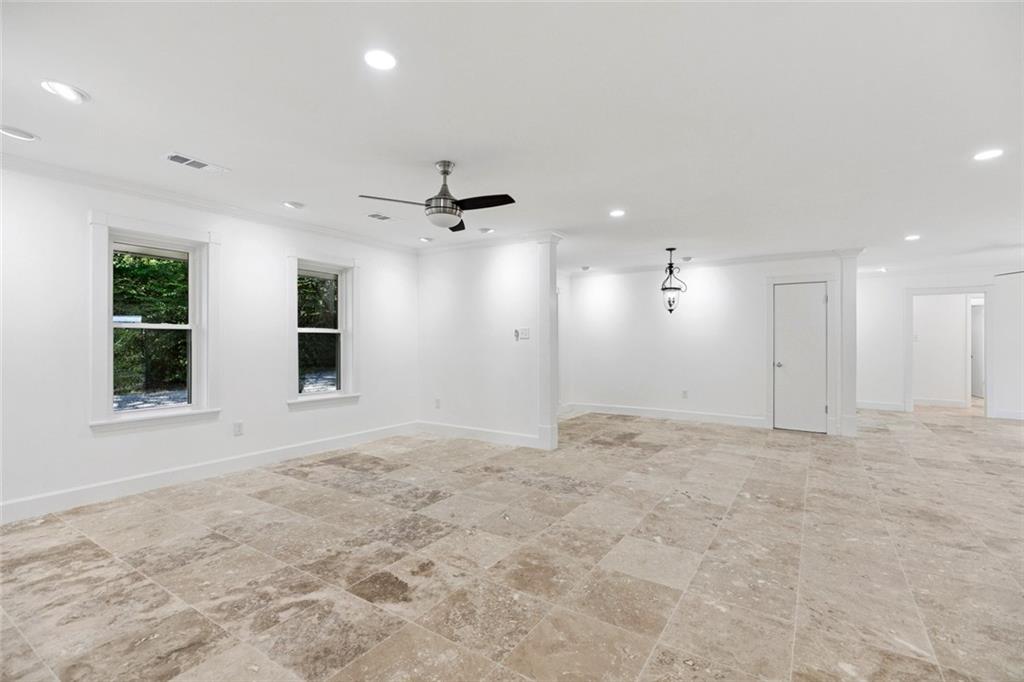 20200 NARROW Road