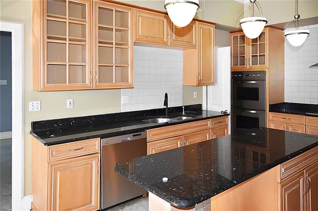 40 CHATEAU HAUT BRION Drive