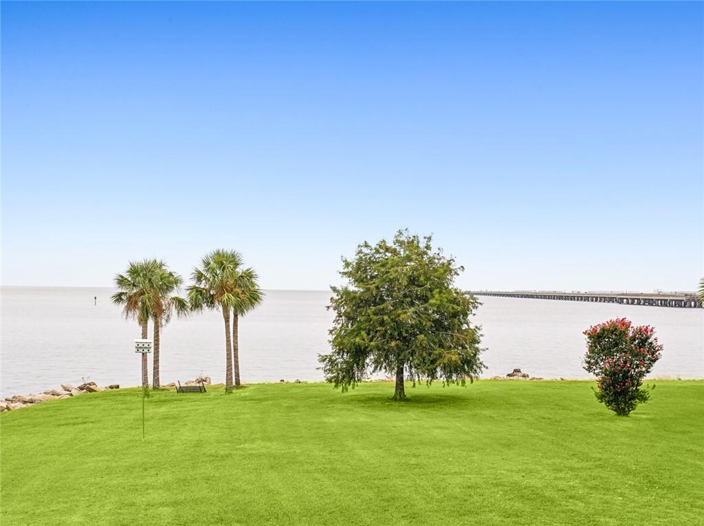 Mandeville, Louisiana 70448, United States, 3 Bedrooms Bedrooms, ,3 BathroomsBathrooms,Residential,Active,237437