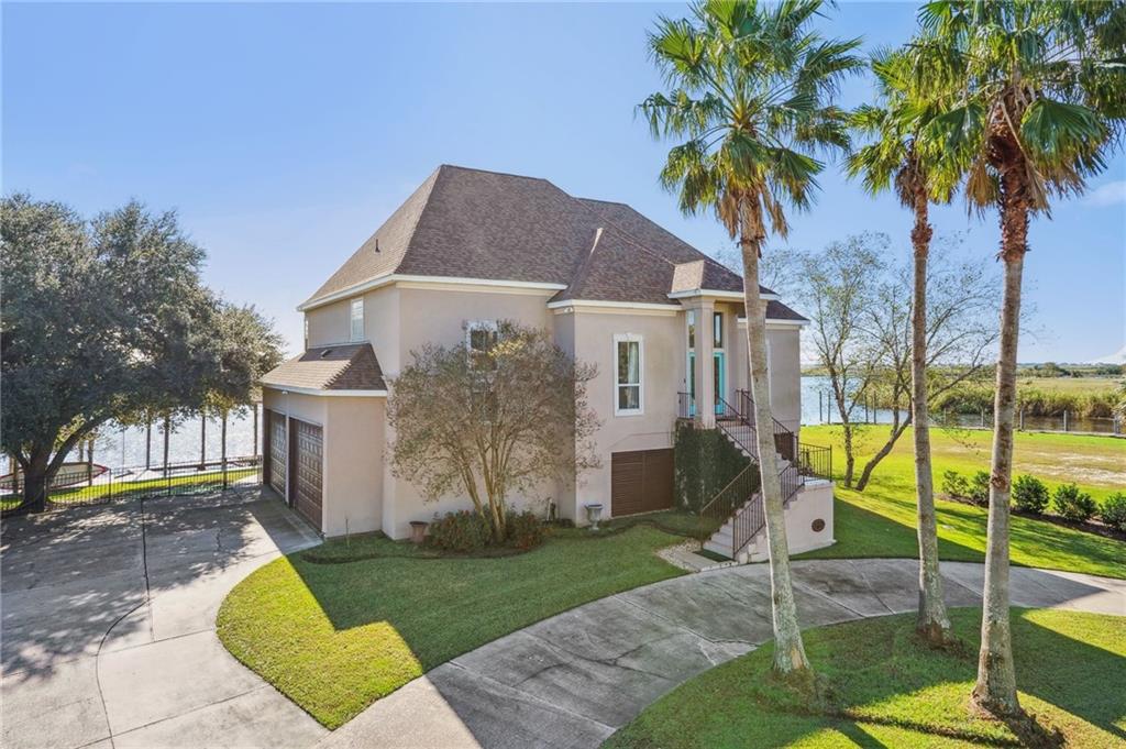 1056 PENINSULA Drive