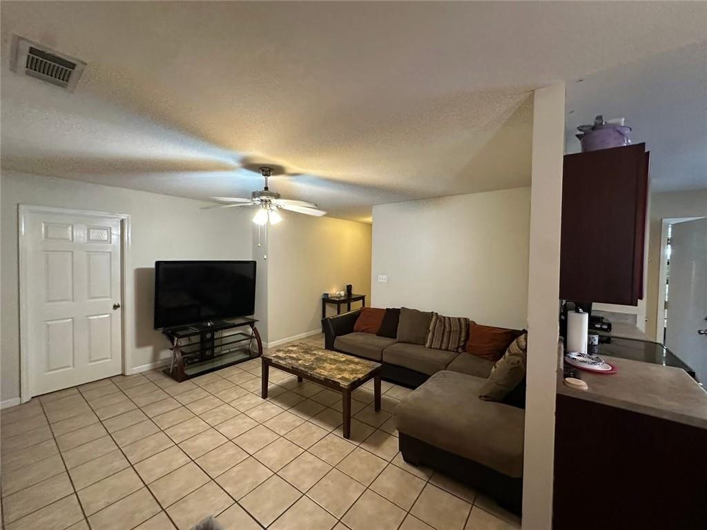 635 N W 2ND Street
