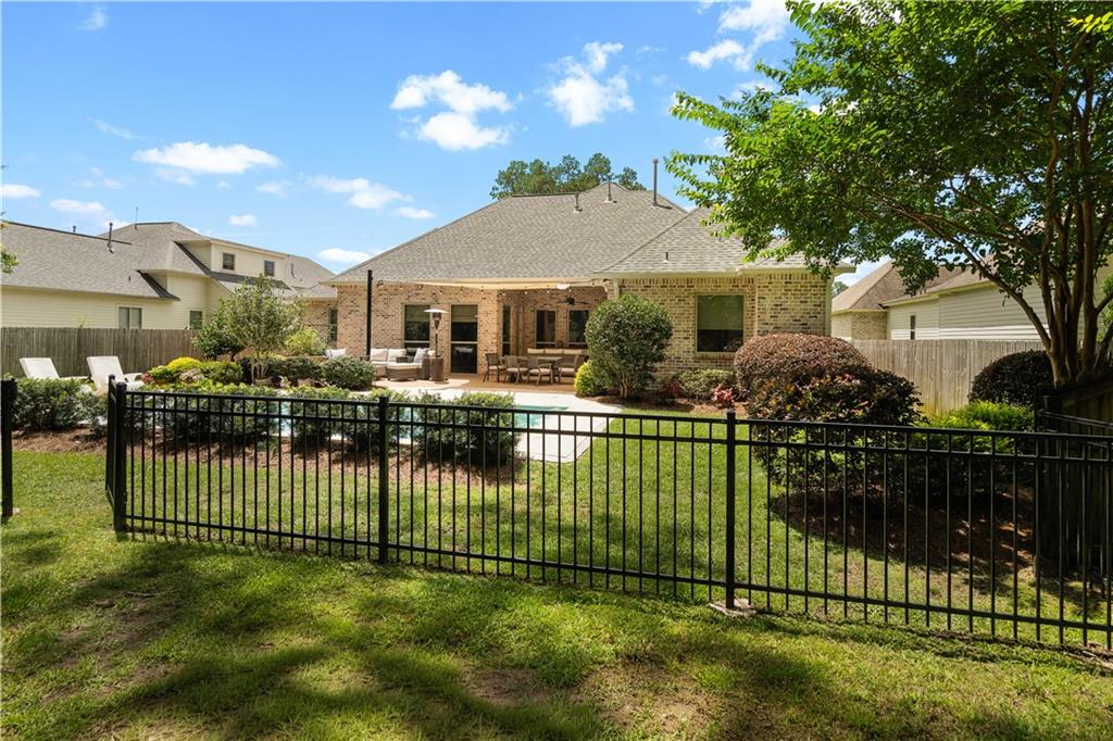 245 GRANDE MAISON Boulevard