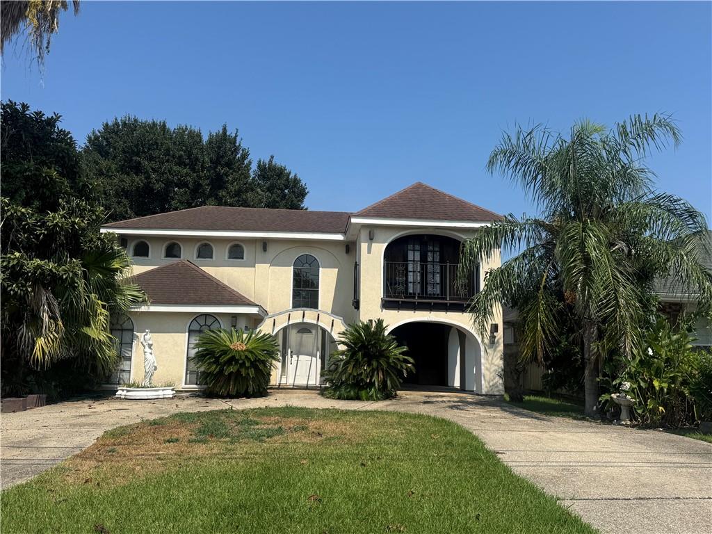 629 CARNATION Avenue