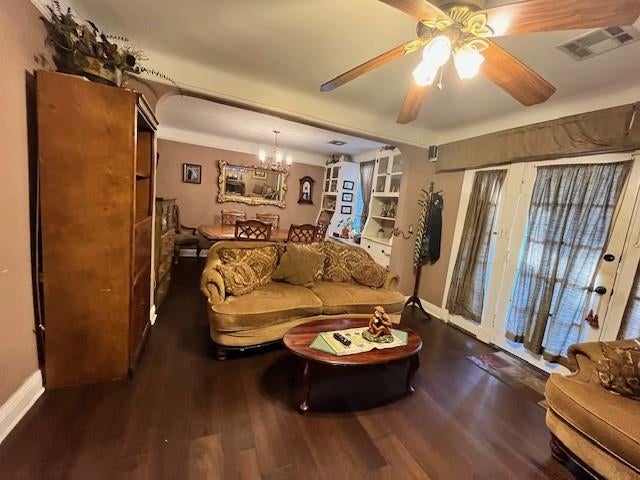 1008 COMPROMISE Street