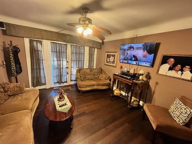 1008 COMPROMISE Street