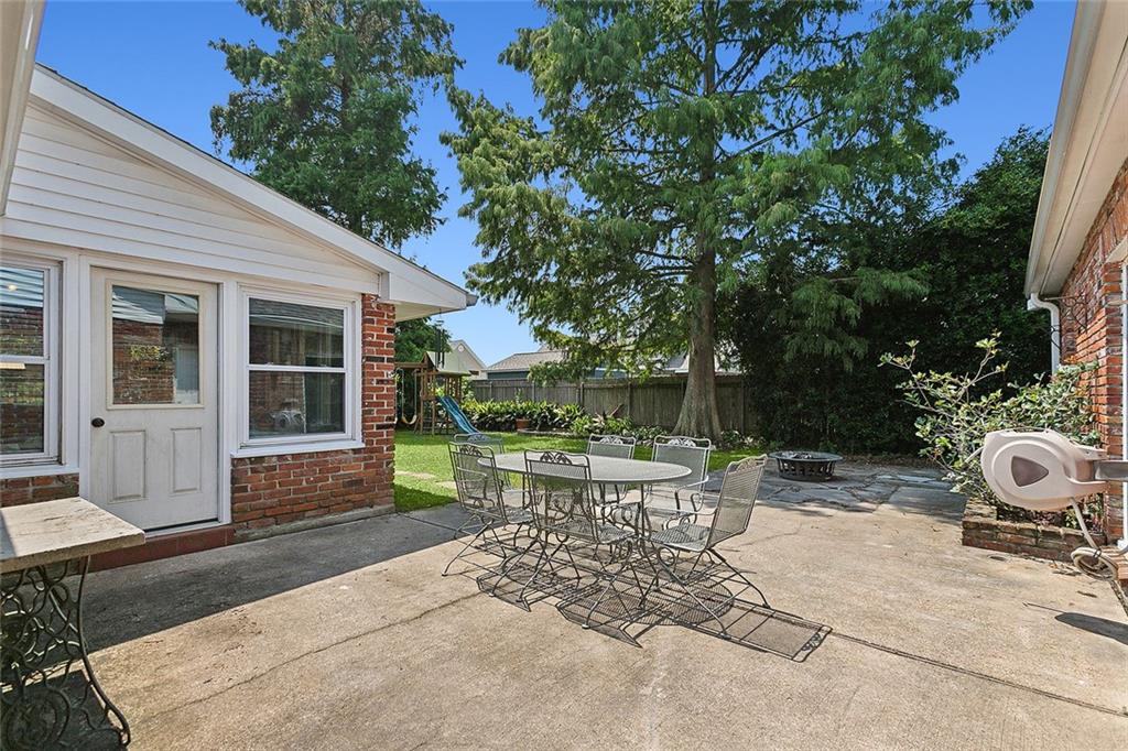 Photo 27 of 27 of 29 BELLE HELENE Drive house