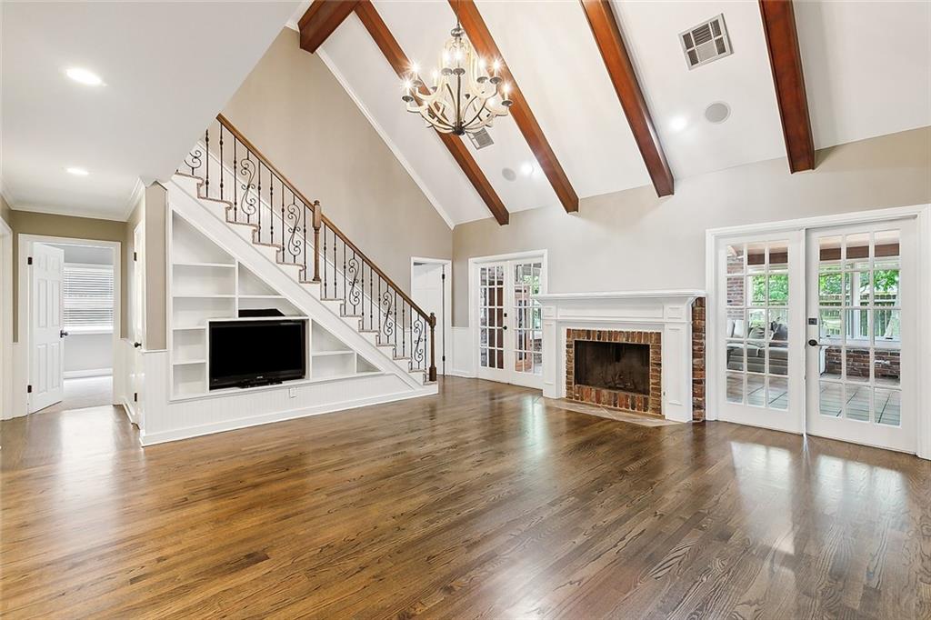 Photo 4 of 27 of 29 BELLE HELENE Drive house