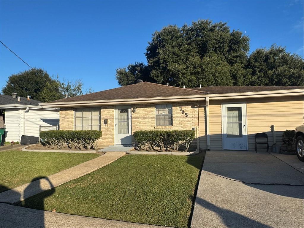 705 N CUMBERLAND Drive
