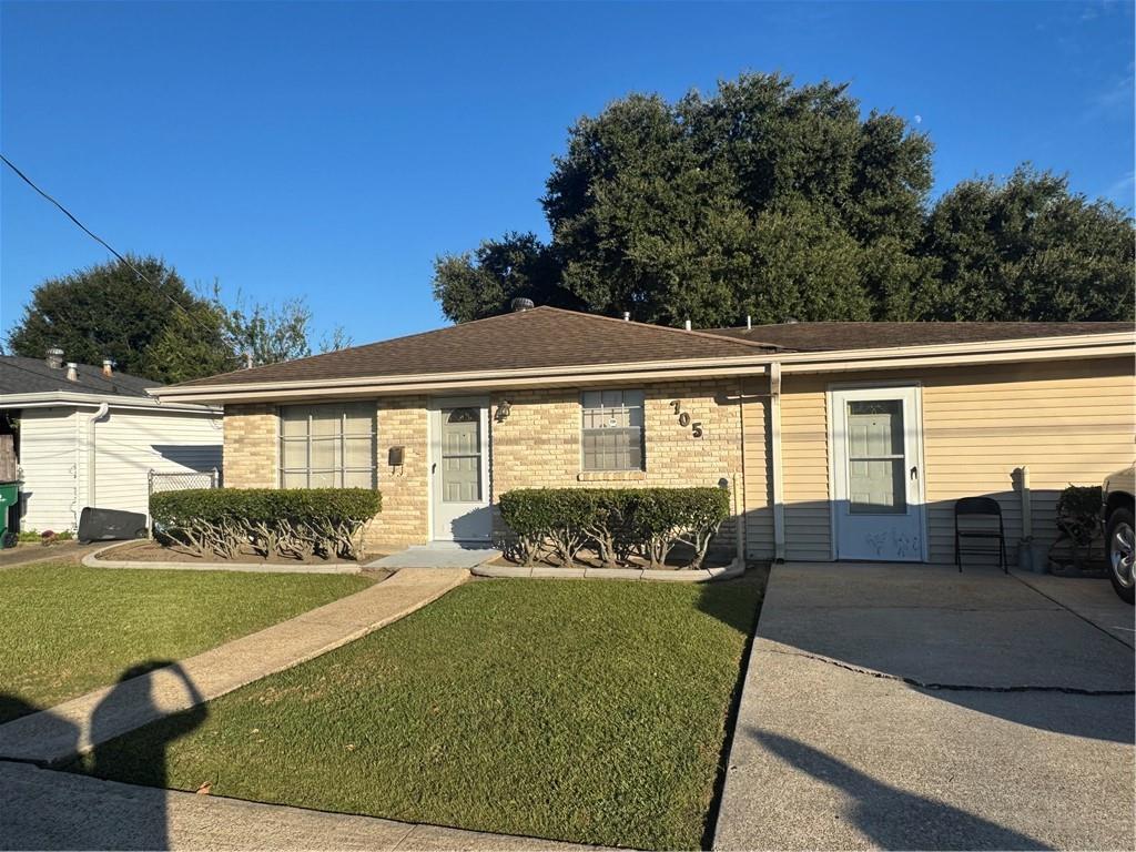 705 N CUMBERLAND Drive