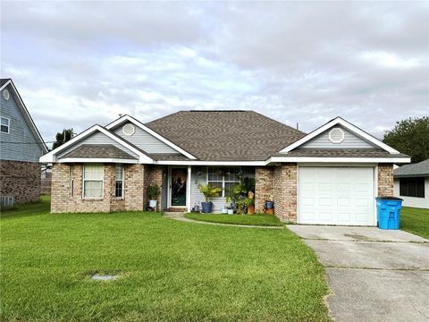 330 EVELYN Drive Luling LA 70070