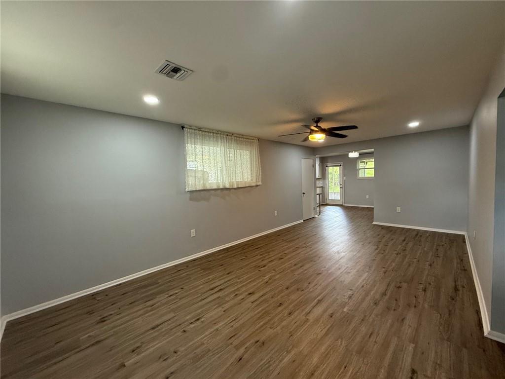 10520 STEWART Avenue