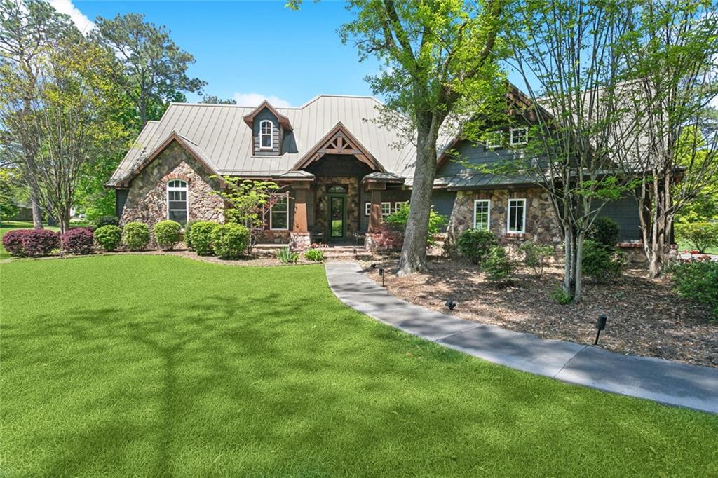 333 CHINAWOOD Drive