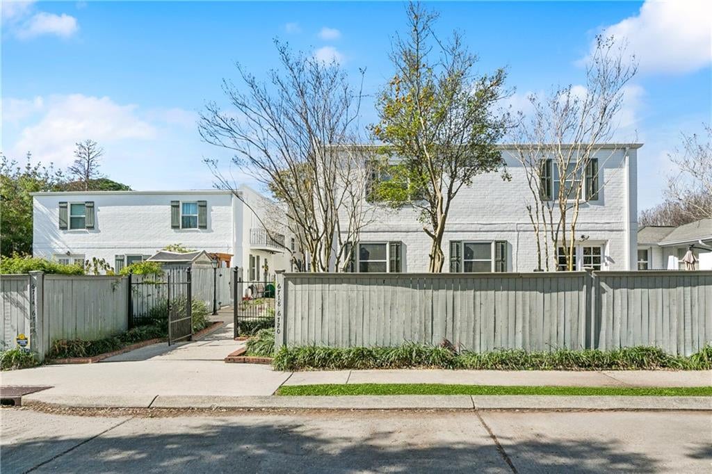 6720 ARGONNE Boulevard .