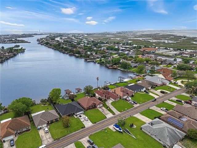 123 MOONRAKER Drive