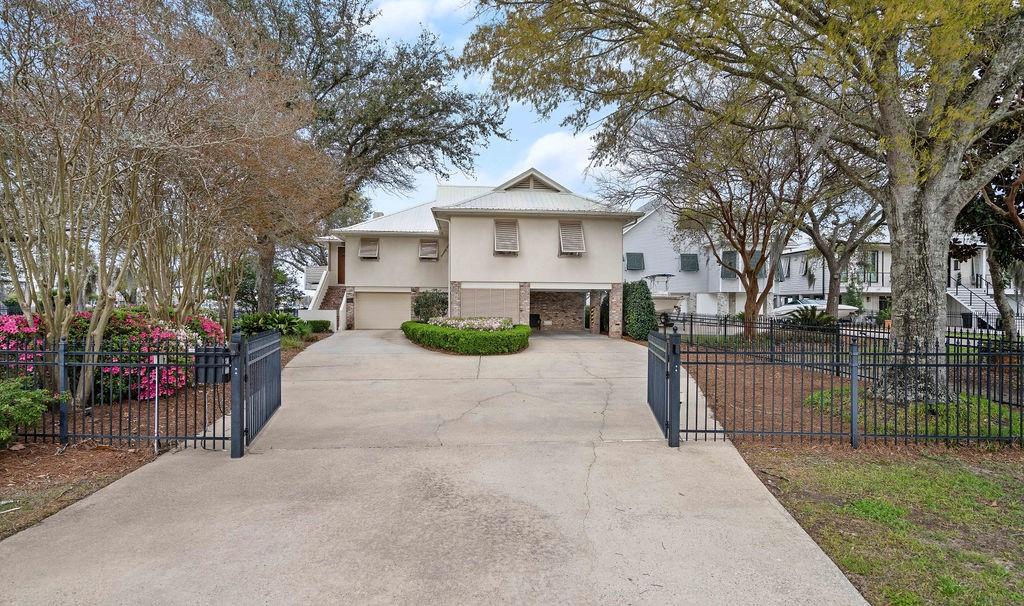 125 MABEL Drive