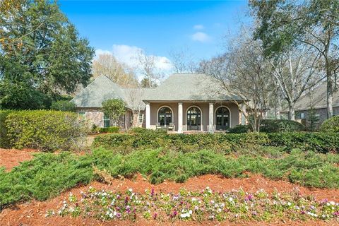 427 AUTUMNWOOD Road Slidell LA 70458