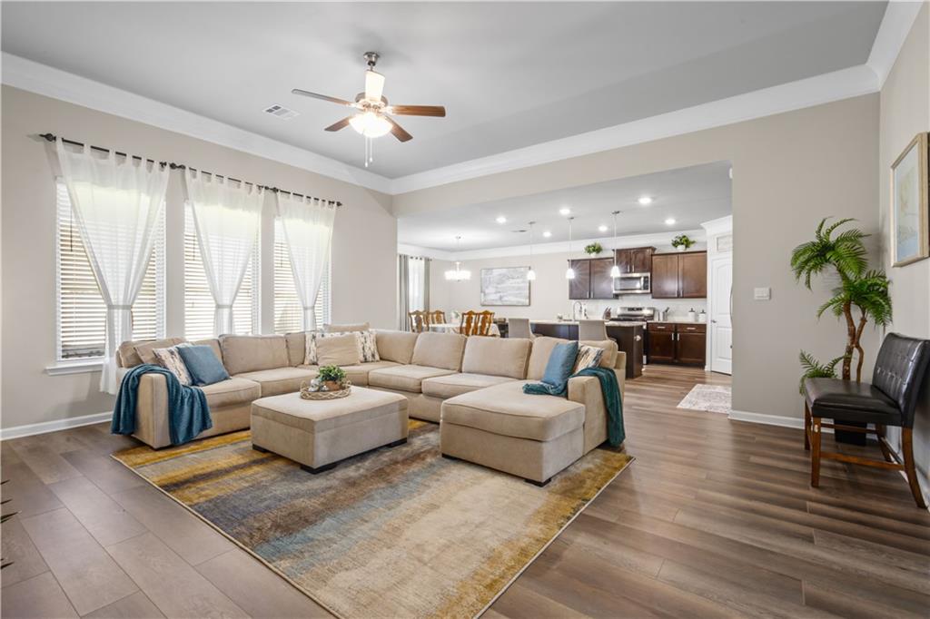 5453 IRIS HOLLOW Road