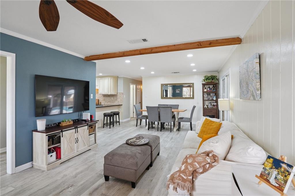 1304 KATHLEEN Avenue