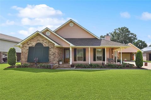 322 BALBOA Drive Luling LA 70070