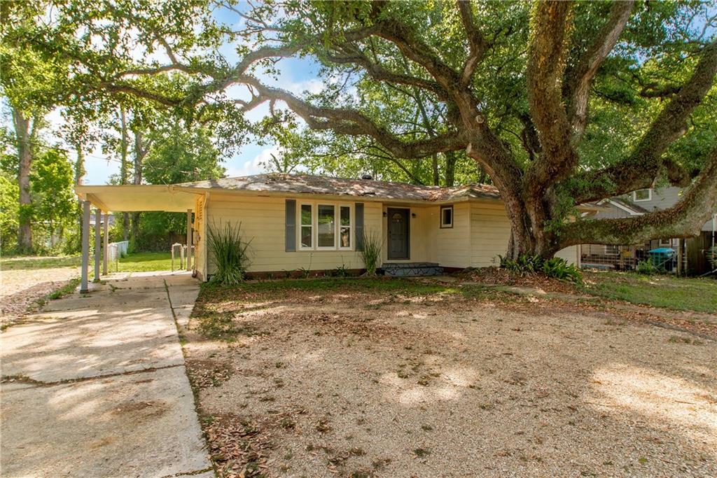 Photo 1 of 22 — 801 S CYPRESS Street, Hammond, LA 70403