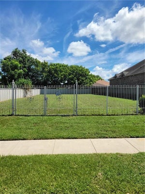 4971 GALLIER DR, NEW ORLEANS, LA 70126 - Image ae3604e4278d493ca23a5caed51f37b0/230686408
