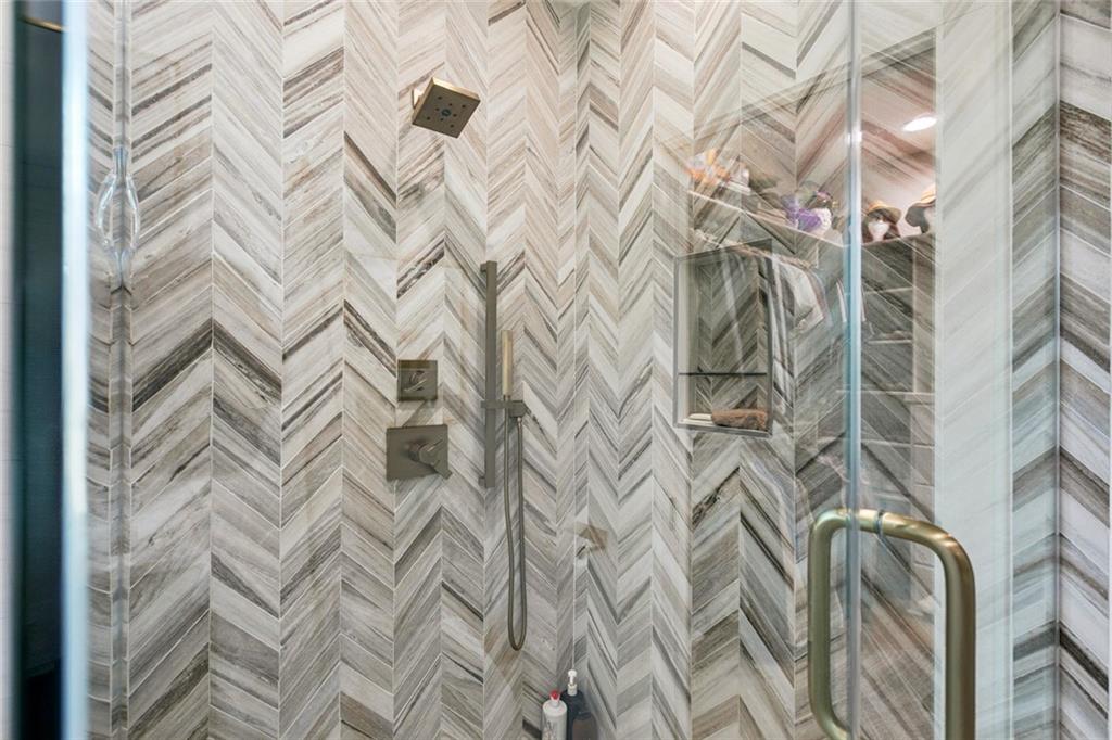 Mandeville, Louisiana 70471, United States, 3 Bedrooms Bedrooms, ,3 BathroomsBathrooms,Residential,Active,180828