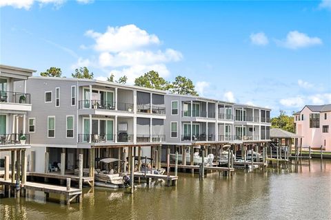975 MARINA Boulevard A Mandeville LA 70471