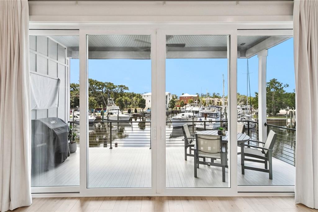 Mandeville, Louisiana 70471, United States, 3 Bedrooms Bedrooms, ,3 BathroomsBathrooms,Residential,Active,180828