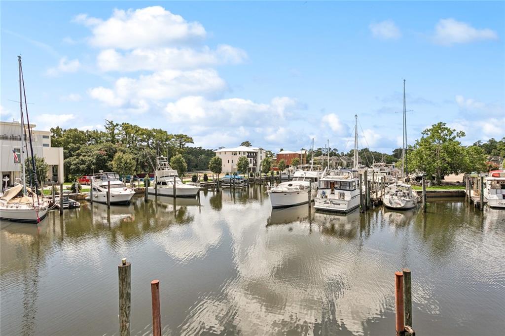 Mandeville, Louisiana 70471, United States, 3 Bedrooms Bedrooms, ,3 BathroomsBathrooms,Residential,Active,180828