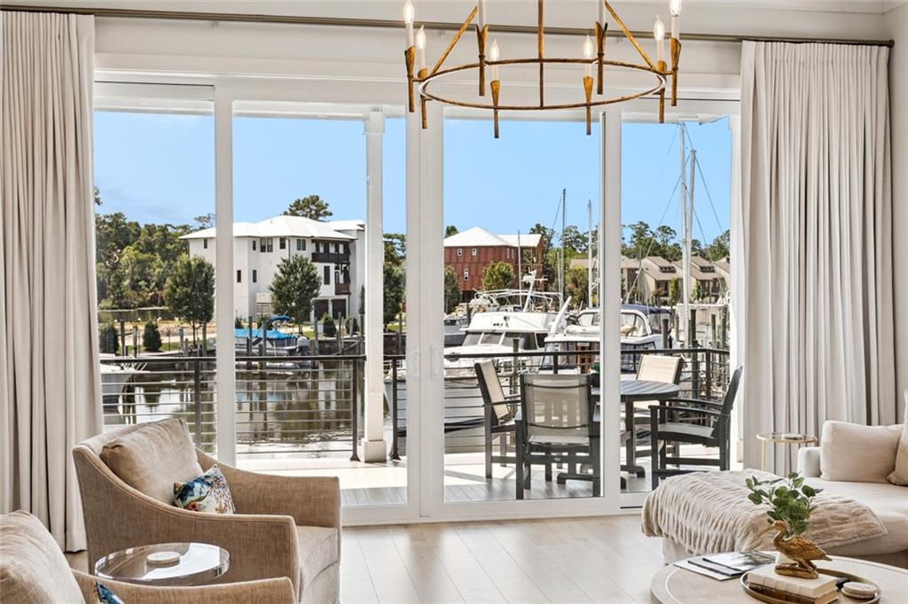 Mandeville, Louisiana 70471, United States, 3 Bedrooms Bedrooms, ,3 BathroomsBathrooms,Residential,Active,180828