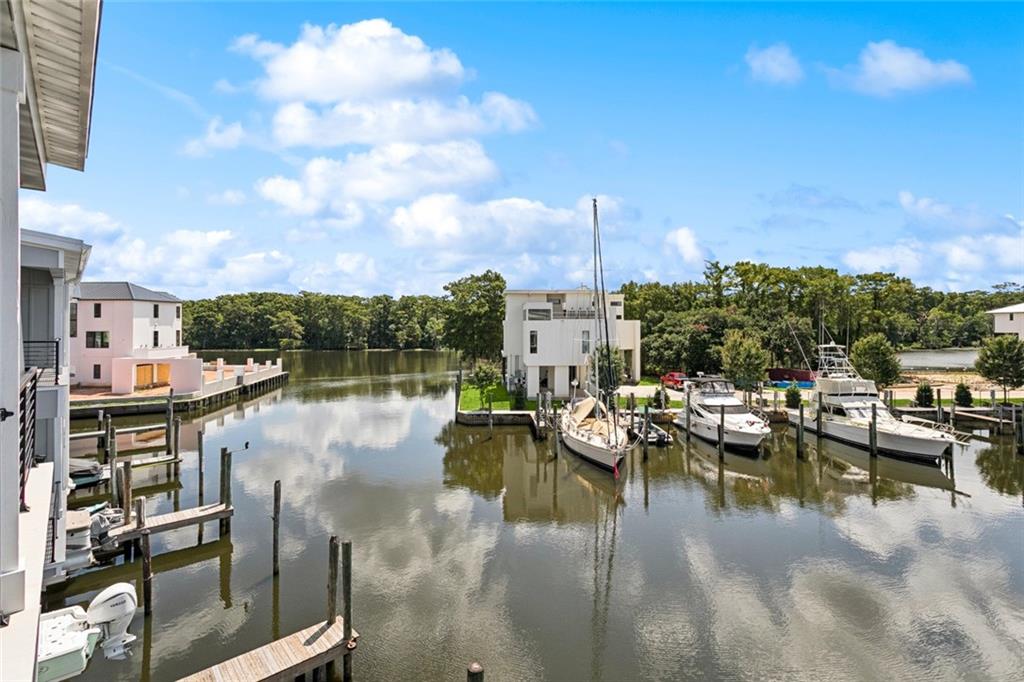 Mandeville, Louisiana 70471, United States, 3 Bedrooms Bedrooms, ,3 BathroomsBathrooms,Residential,Active,180828