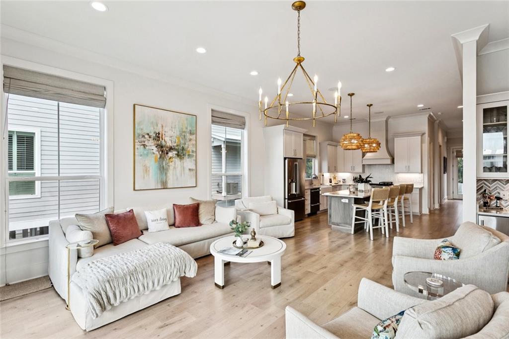 Mandeville, Louisiana 70471, United States, 3 Bedrooms Bedrooms, ,3 BathroomsBathrooms,Residential,Active,180828